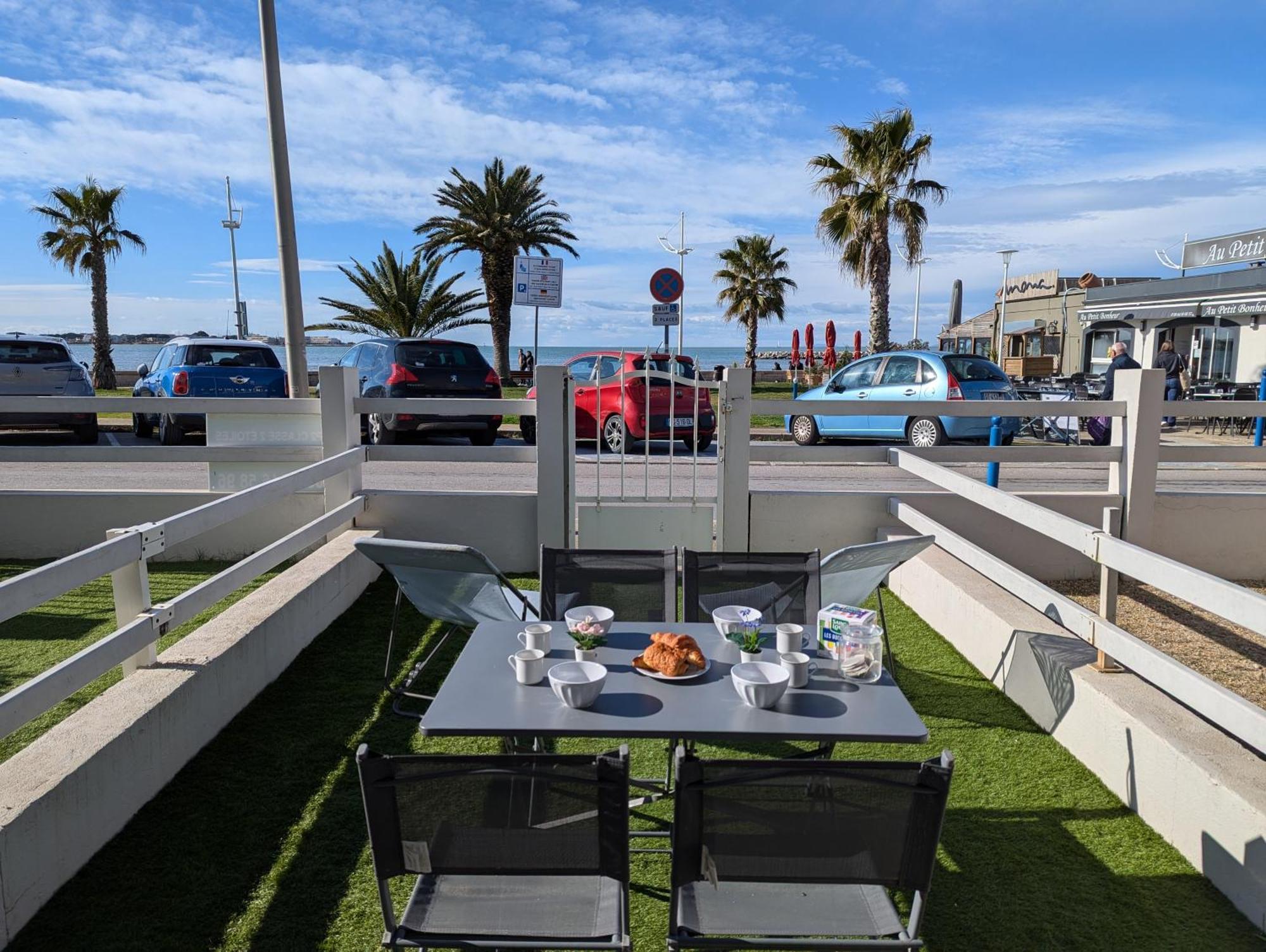 Sol-Y-Days Goeland, Appartement Avec Terrasse Front De Mer Et Place De Parking En Centre-Ville 르그로뒤후아 외부 사진